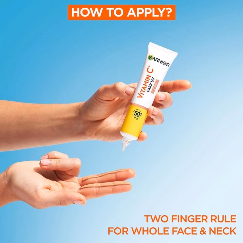 Garnier Vitamin C Glow SPF50+ 40ml 4