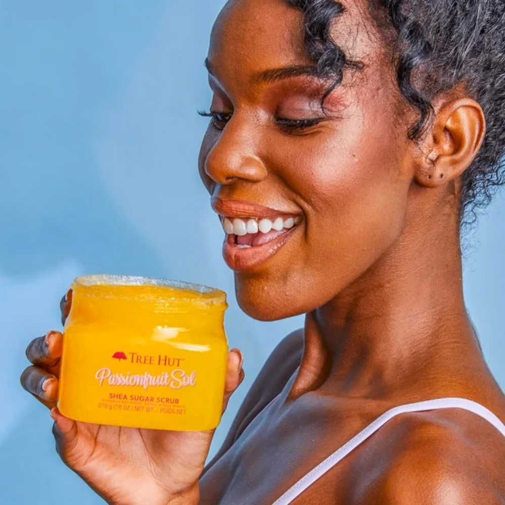 Tree Hut Passionfruit Sol Shea Sugar Scrub (510g) 4