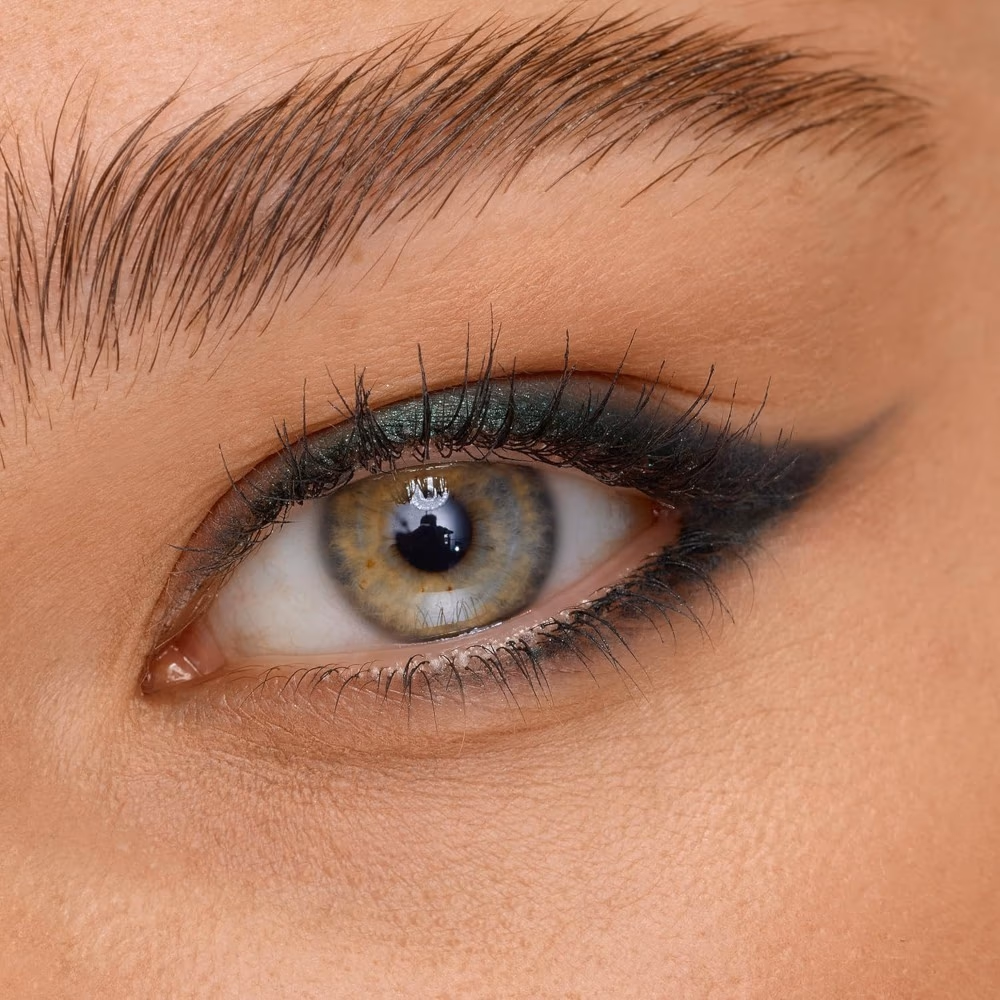Catrice 040 20H Ultra Eye Gel Pencil Warm Green  4