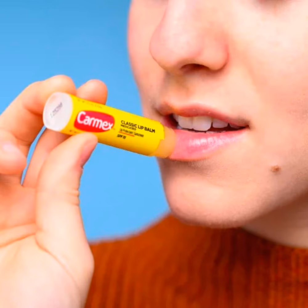 Carmex Daily Care Lip Balm SPF15 Strawberry 4.25g 2