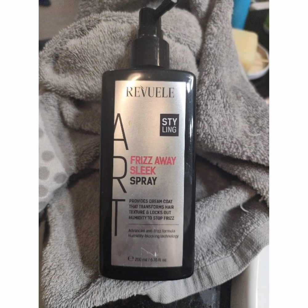 Revuele Frizz Away Sleek Spray 200ml 2