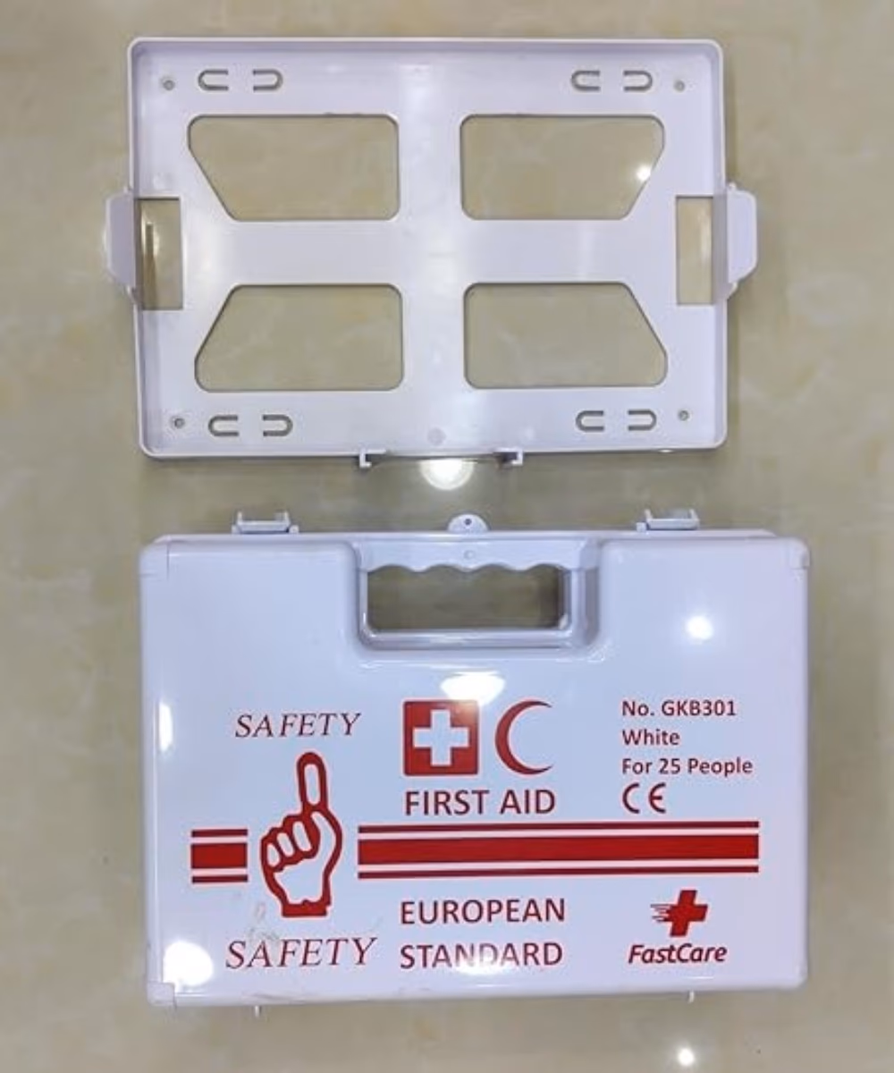 First Aid Kit White 25 Peoples 4