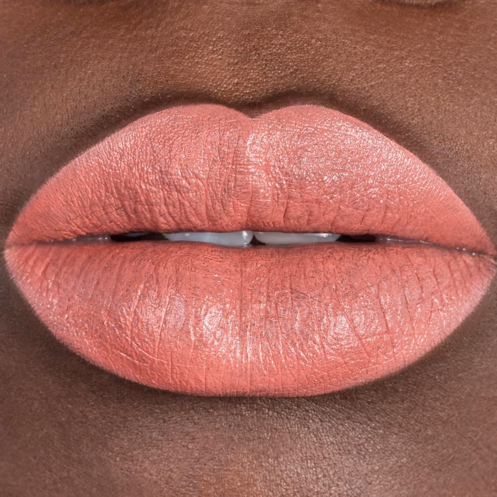 Catrice 110 Scandalous Matte Lipstick Playing with Fire  4