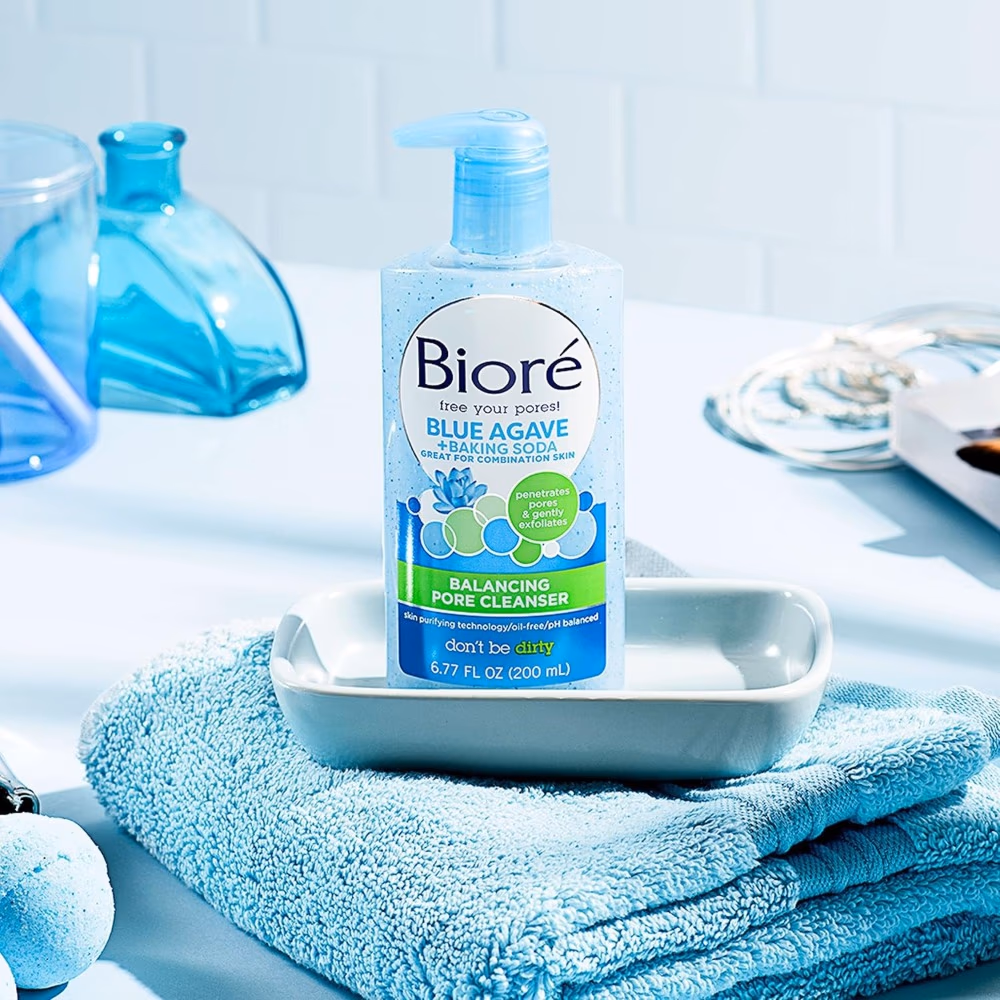 Biore Blue Agave Balancing Pore Cleanser 200Ml 5