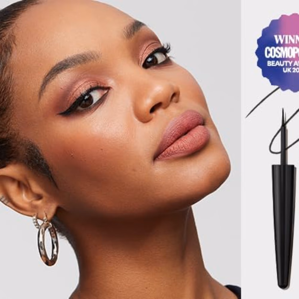 Revlon ColorStay Liquid Liner Blackout 001 5