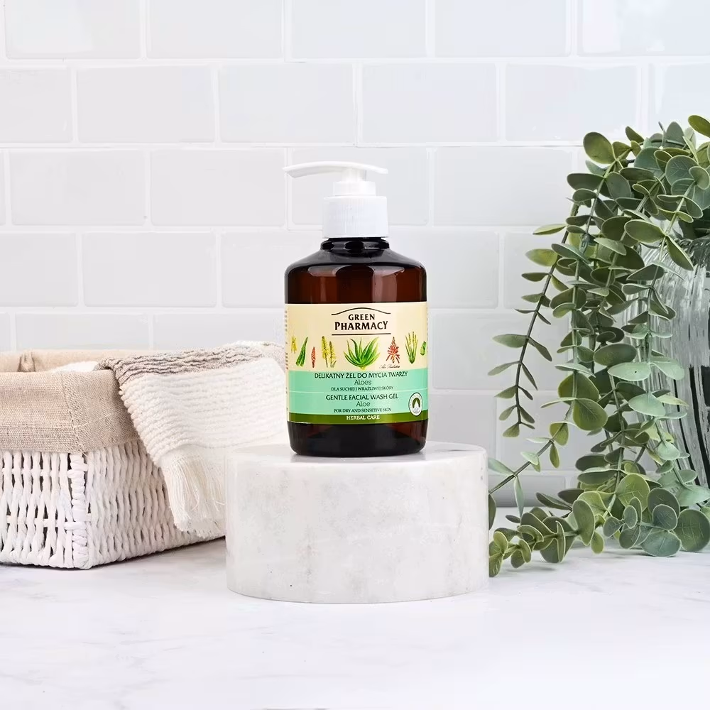 Green Pharmacy Gentle Facial Wash Gel with Aloe 270ml 2