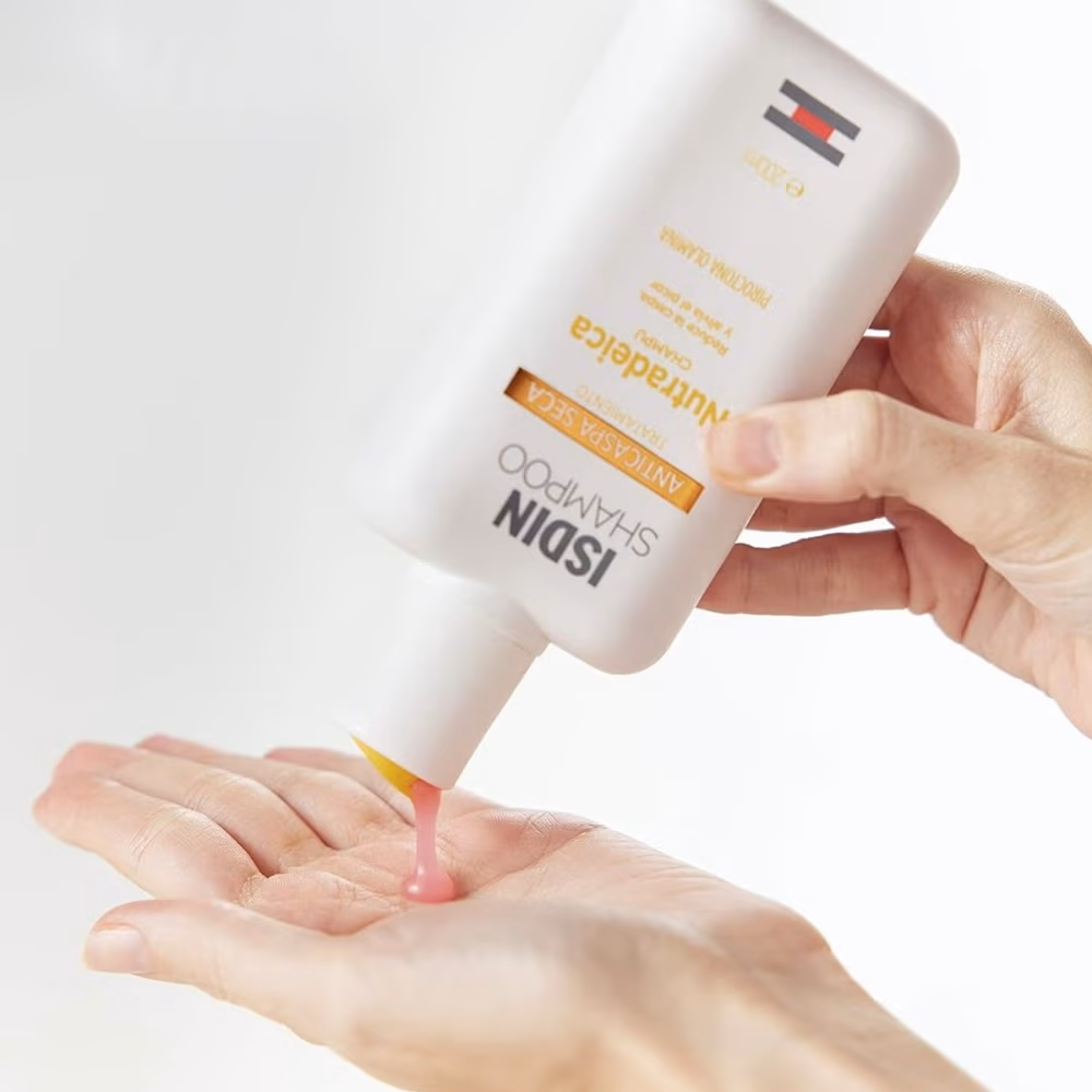 ISDIN Shampoo Nutradecia Dry Dandruff 200ML 5