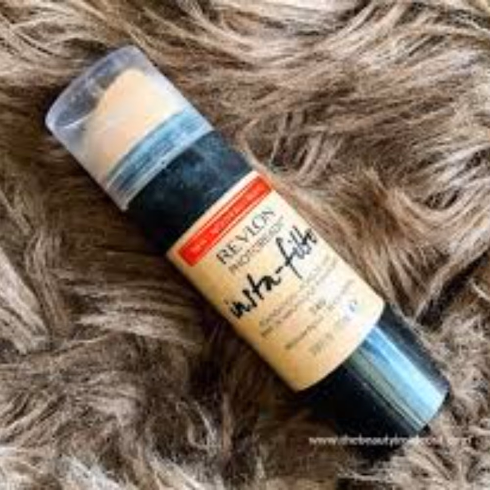 Revlon PhotoReady InstaFilter Foundation 240 Medium Beige 4