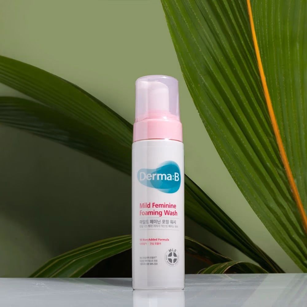 Derma B Mild Feminine Foaming Wash 200ml 3