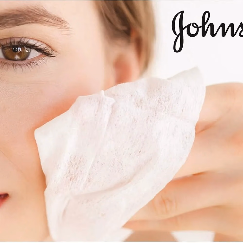 JOHNSON'S 5IN1 Refreshing Wipes 25PS for Normal Skin 3