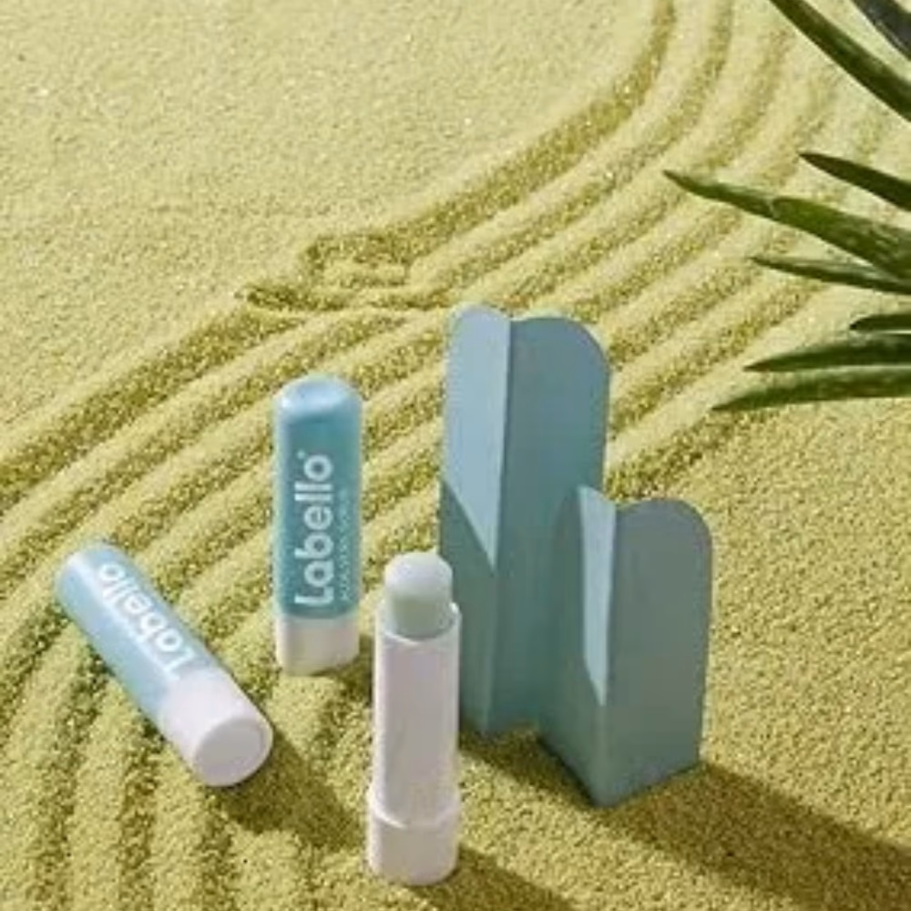 Labello Scrub Aloe Vera 4.8gm 3