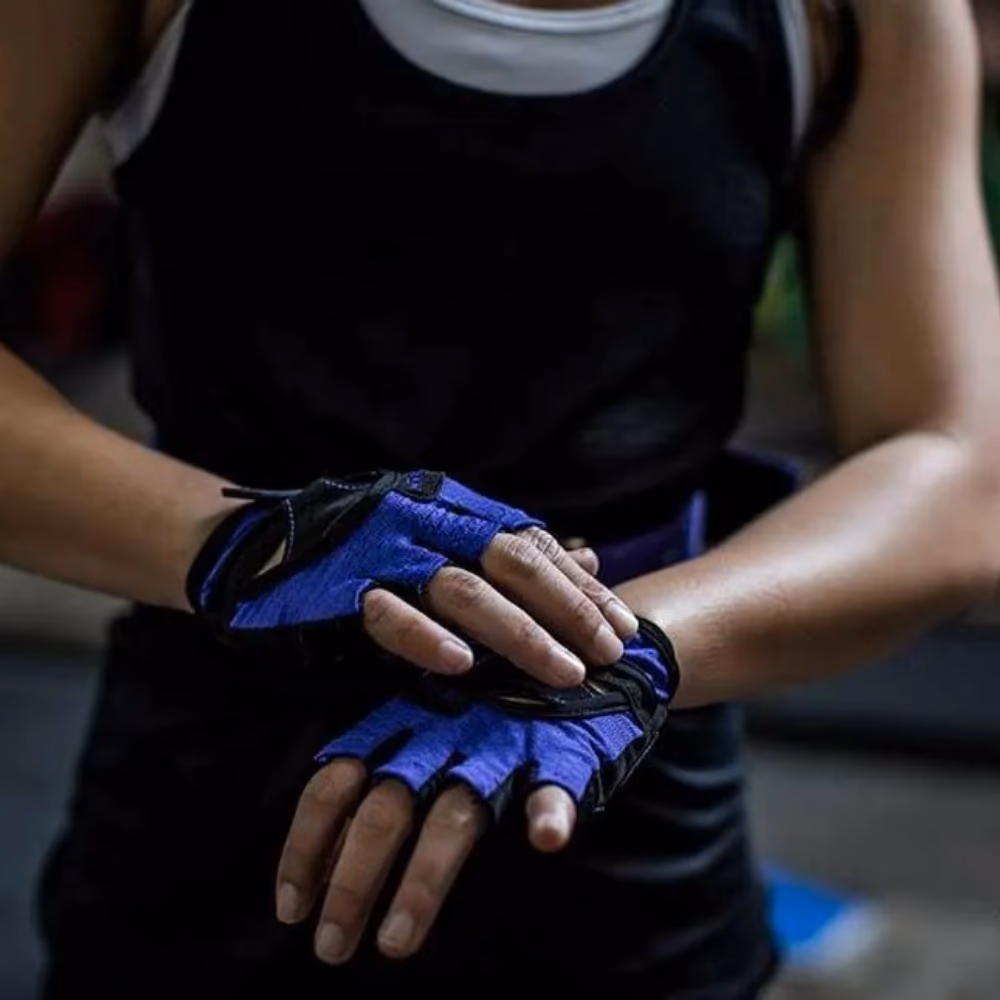 Harbinger Women FlexFit Gloves - Medium 2