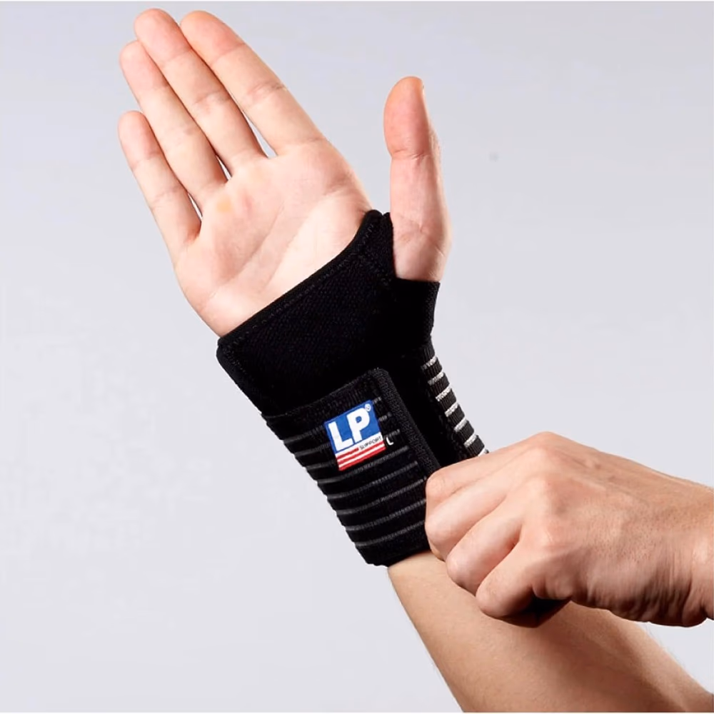 LP 552L Wrist Brace Small 3