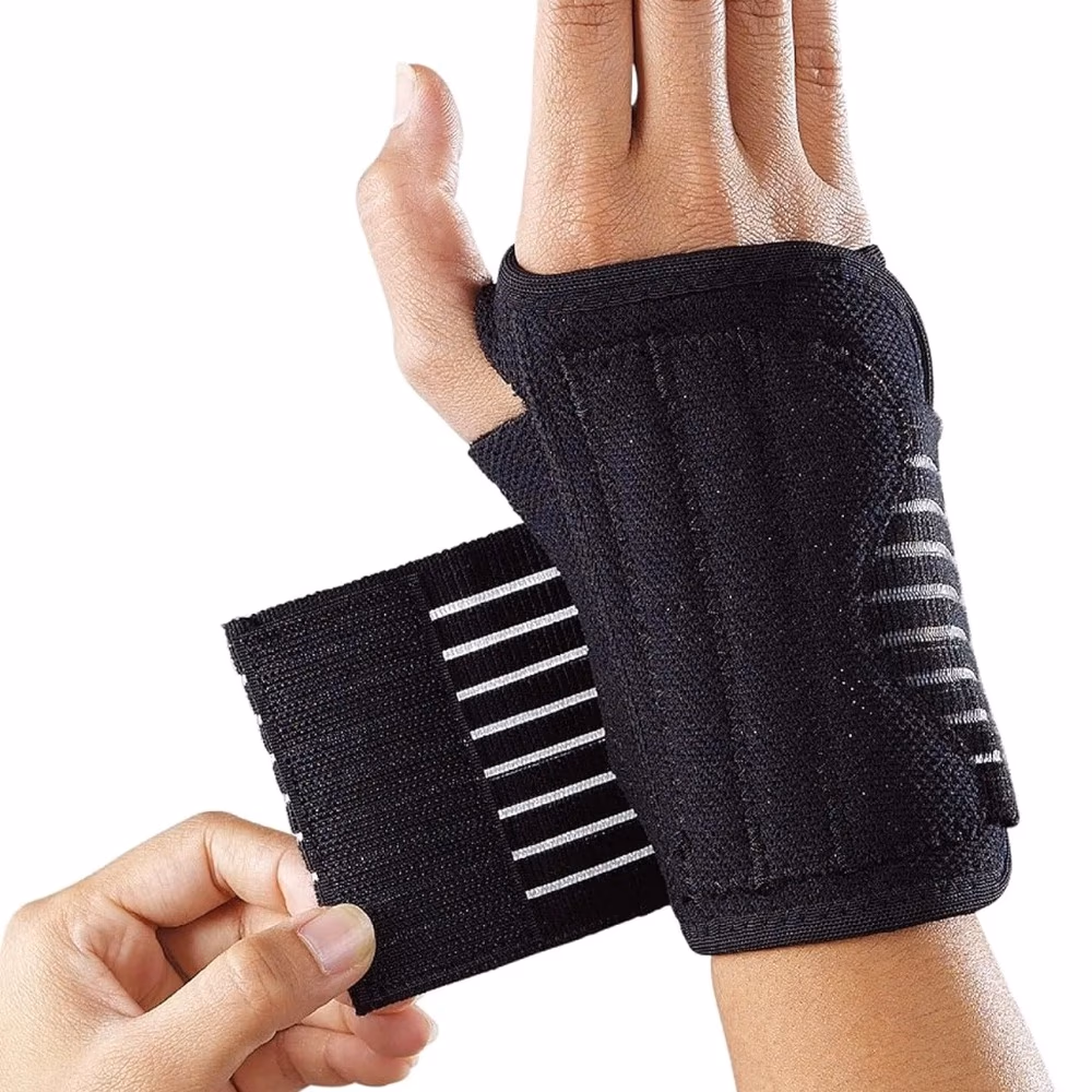 LP 552L Wrist Brace Small 2