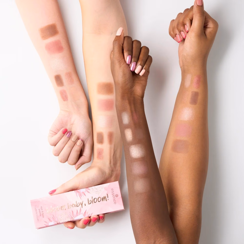 Essence Bloom Baby Bloom Eyeshadow Palette 02 – Versatile Floral Inspired Shades for Day to Night Looks 3