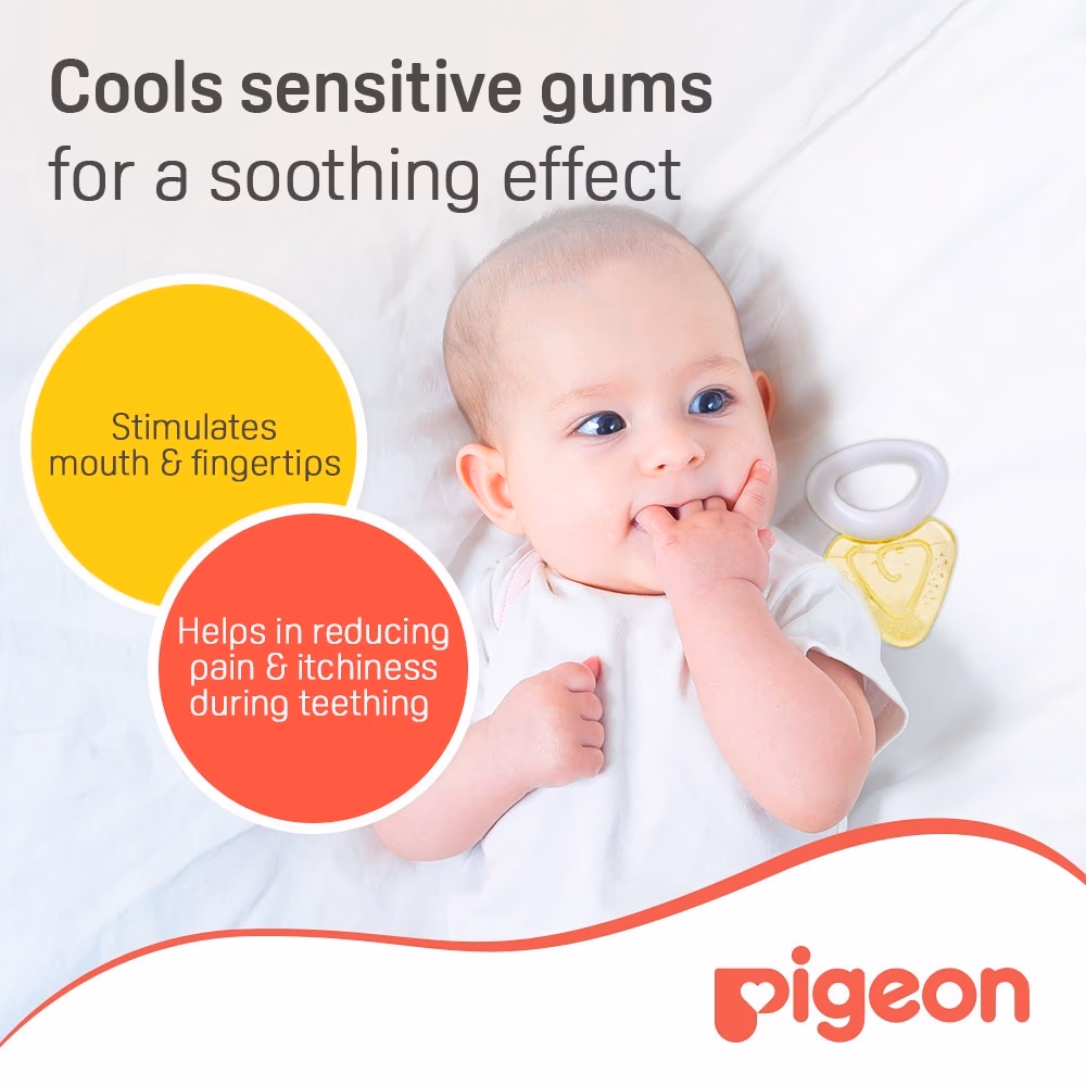 Pigeon Cooling Teether Triangle 4+ Month 622 3