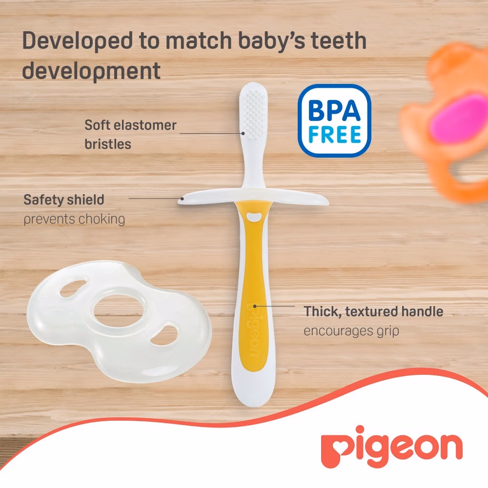 Pigeon Toothbrush Small 4