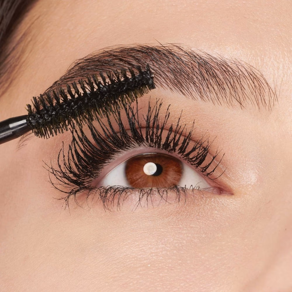 Maybelline Volum' Express The Colossal Mascara 241 Classic Black (8ml) 2