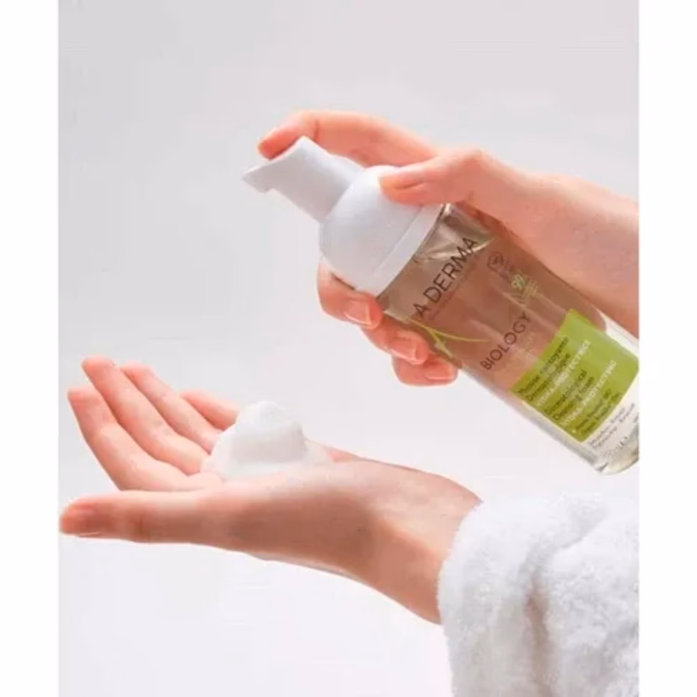 A-Derma Biology Hydra-Protecting Cleansing Foam (150ml) 2