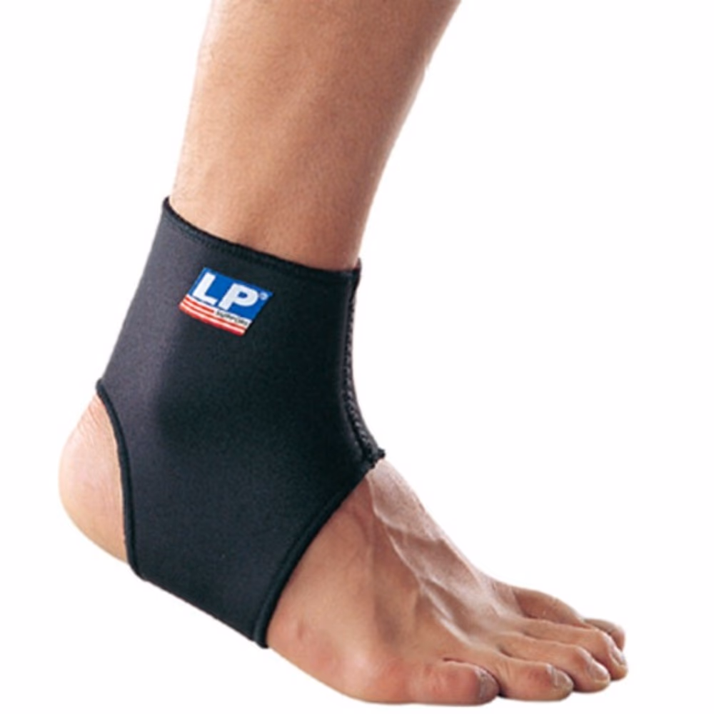 LP 704 Ankle Support Medium | Targeted Stability & Pain Relief for Ankle Injuries & Active Performance 3