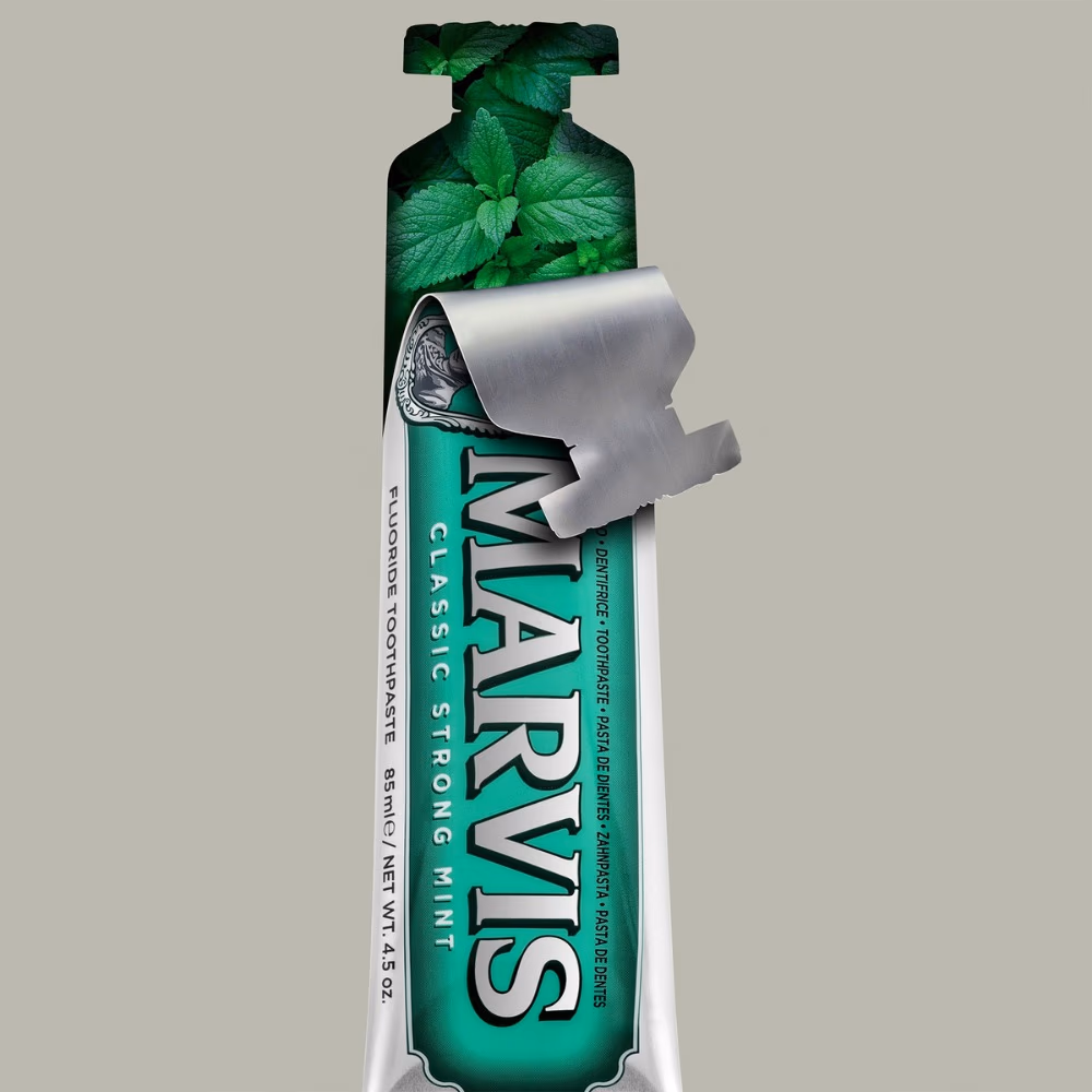 Marvis Tooth Paste Classic Strong Mint 85ml 4