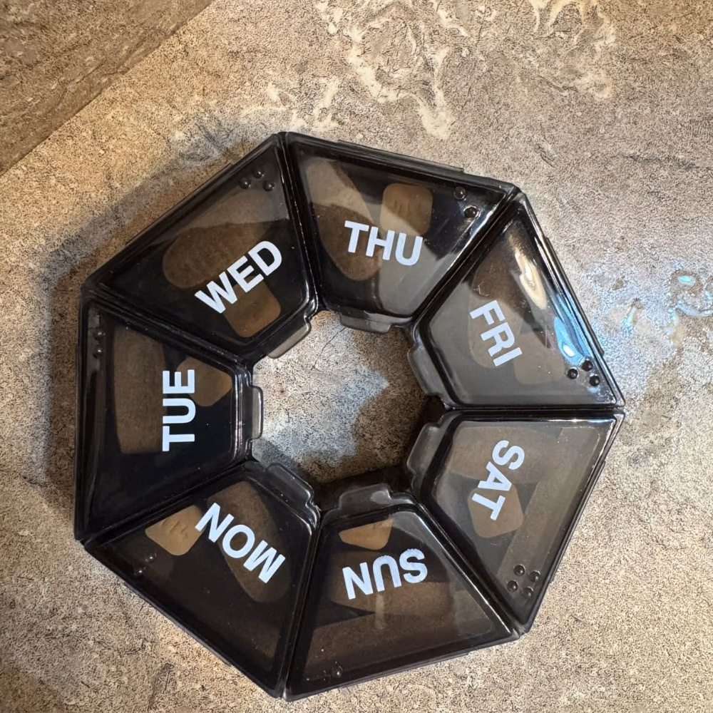Ezycare Weekly 7-Sided Tablet Planner – Compact Pill Organizer 3
