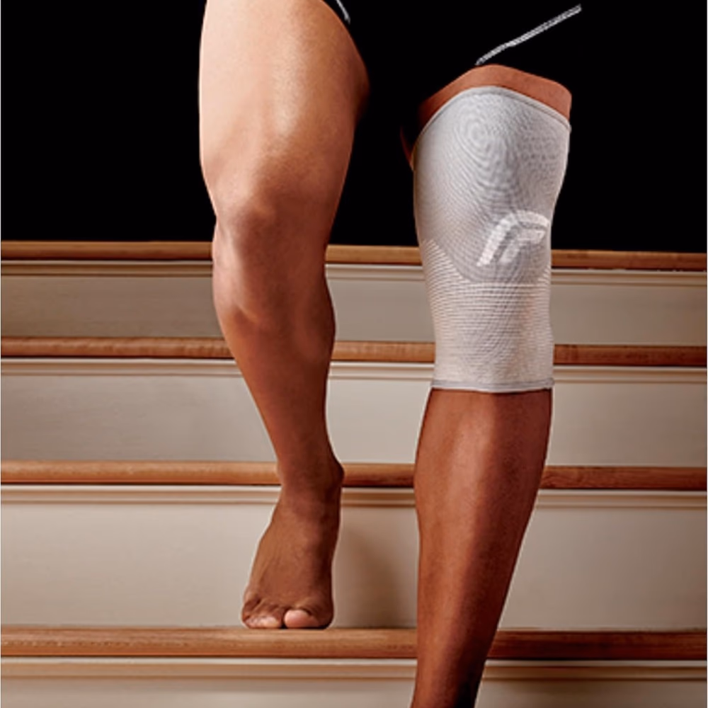 3M Futuro Knee Comfort Support (76588) - Large Size - 1 Knee Support 4