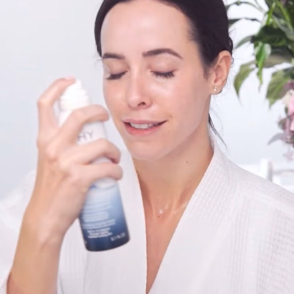 Vichy Mineralizing Thermal Water Soothing & Strengthening Facial Mist 300g 2
