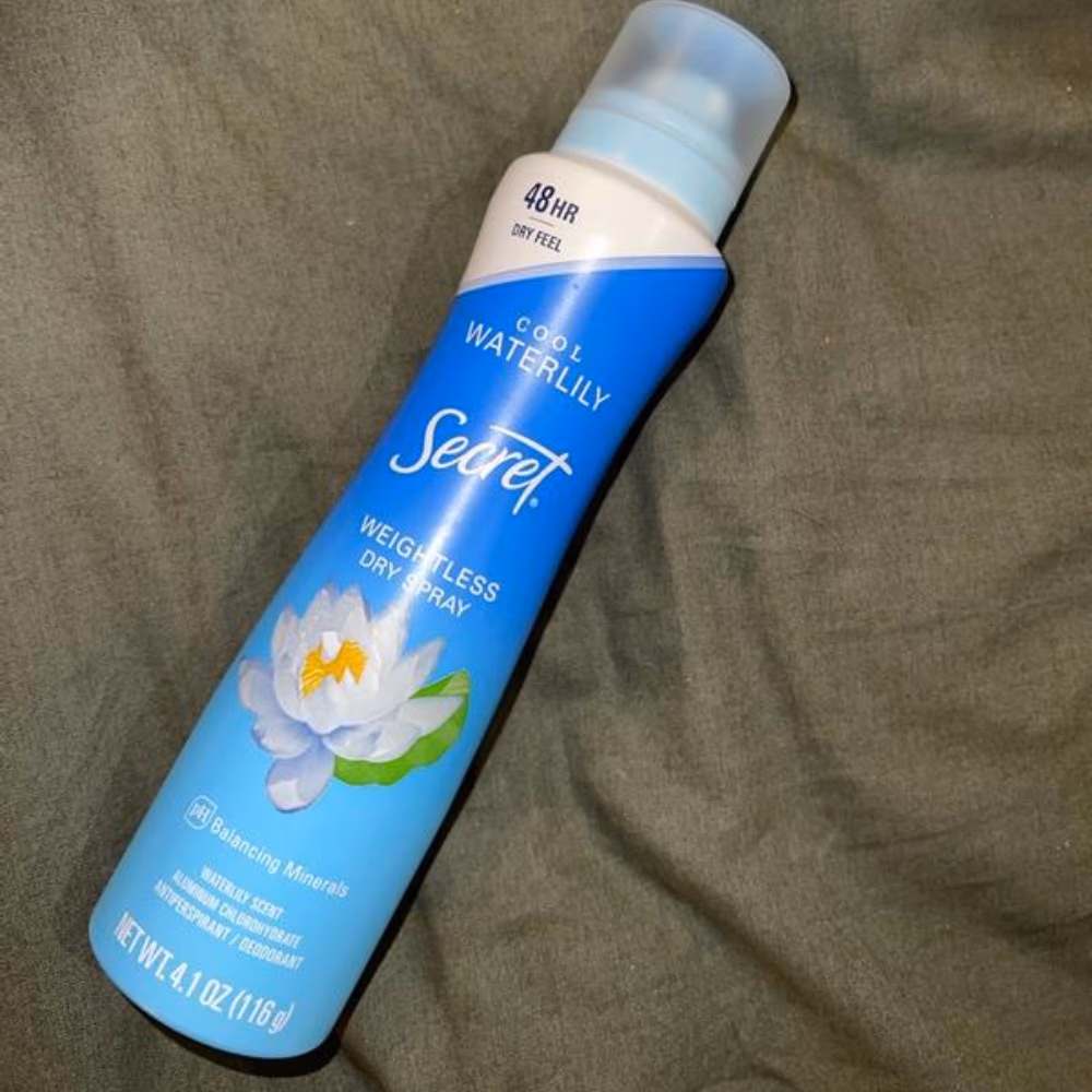 Secret Weightless Dry Spray Waterlily 116g – Refreshing Body Mist 3