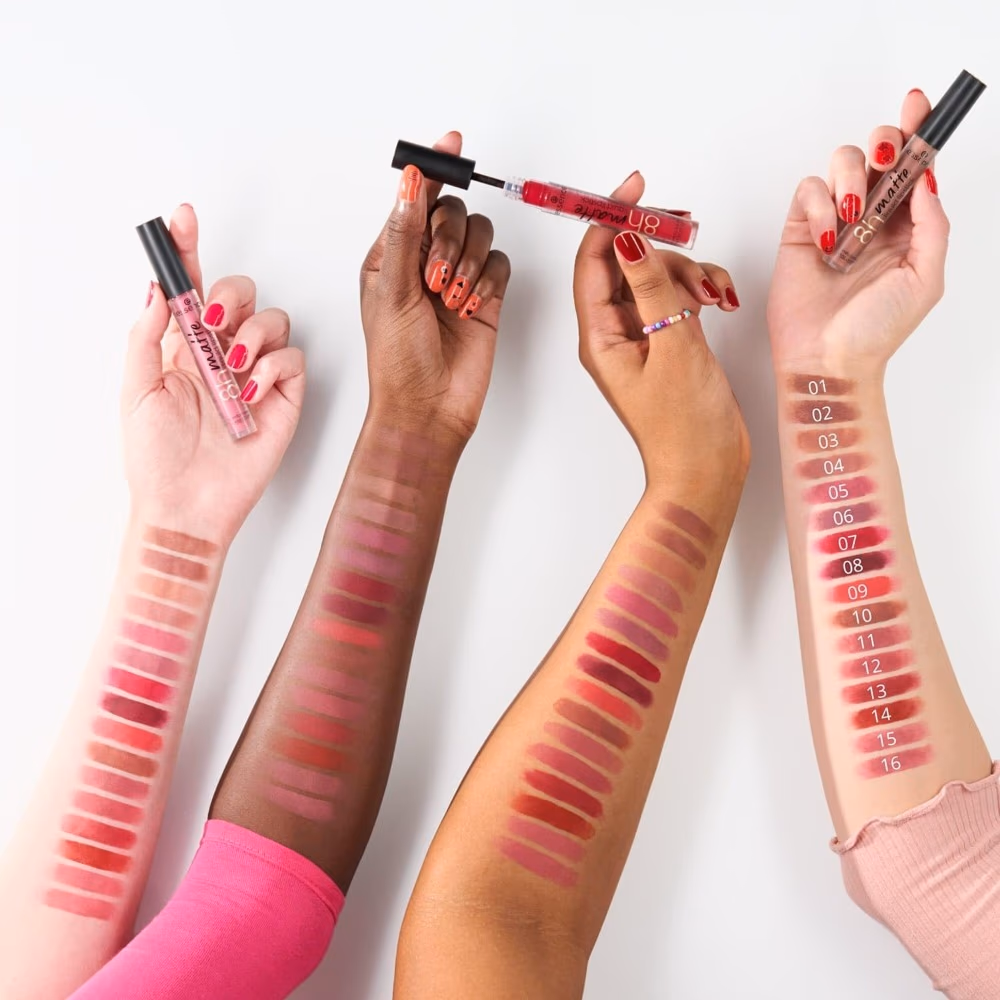 Essence 10 8H Matte Liquid Lipstick in Deep Rust 4