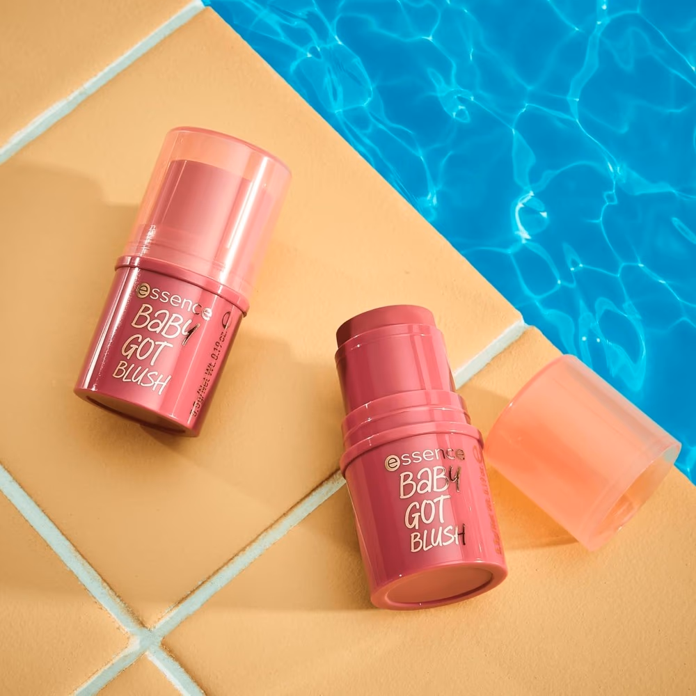 Essence Baby Got Blush Liquid Blush - 40 4