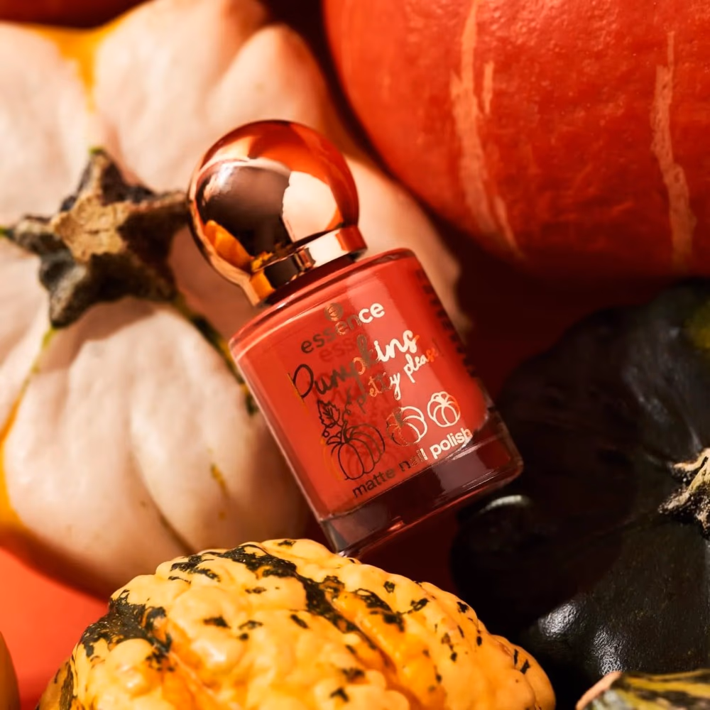 Essence Pumpkins Pretty Please! Matte Nail Polish 01 2