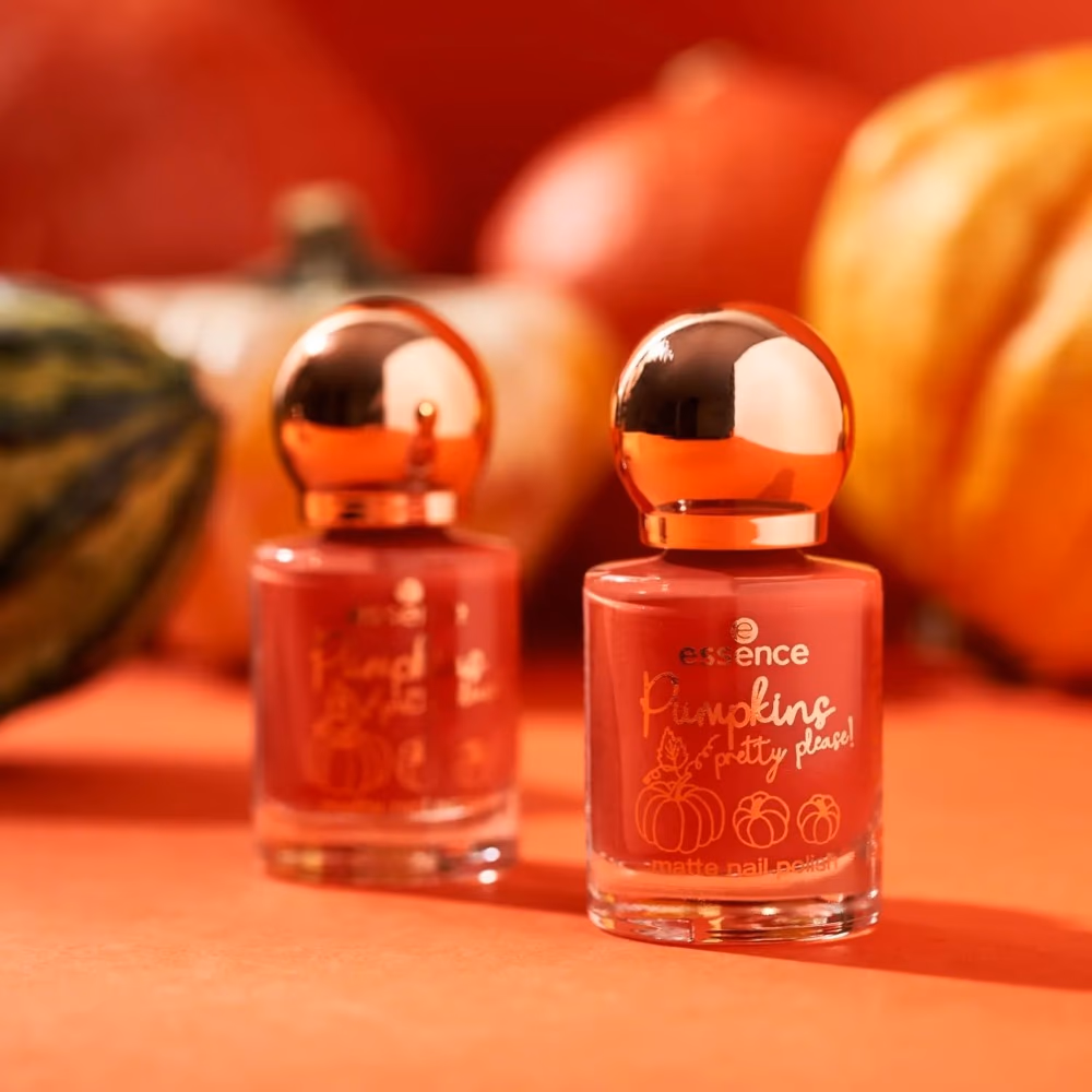 Essence Pumpkins Pretty Please! Matte Nail Polish 01 3
