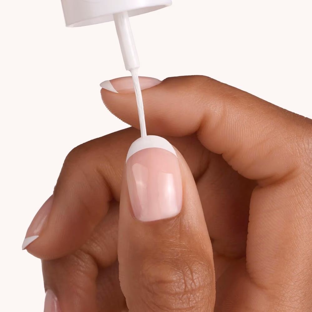 Essence French Manicure Tip Painter 01 You're So Fine – Precise White Nail Tip Polish  4