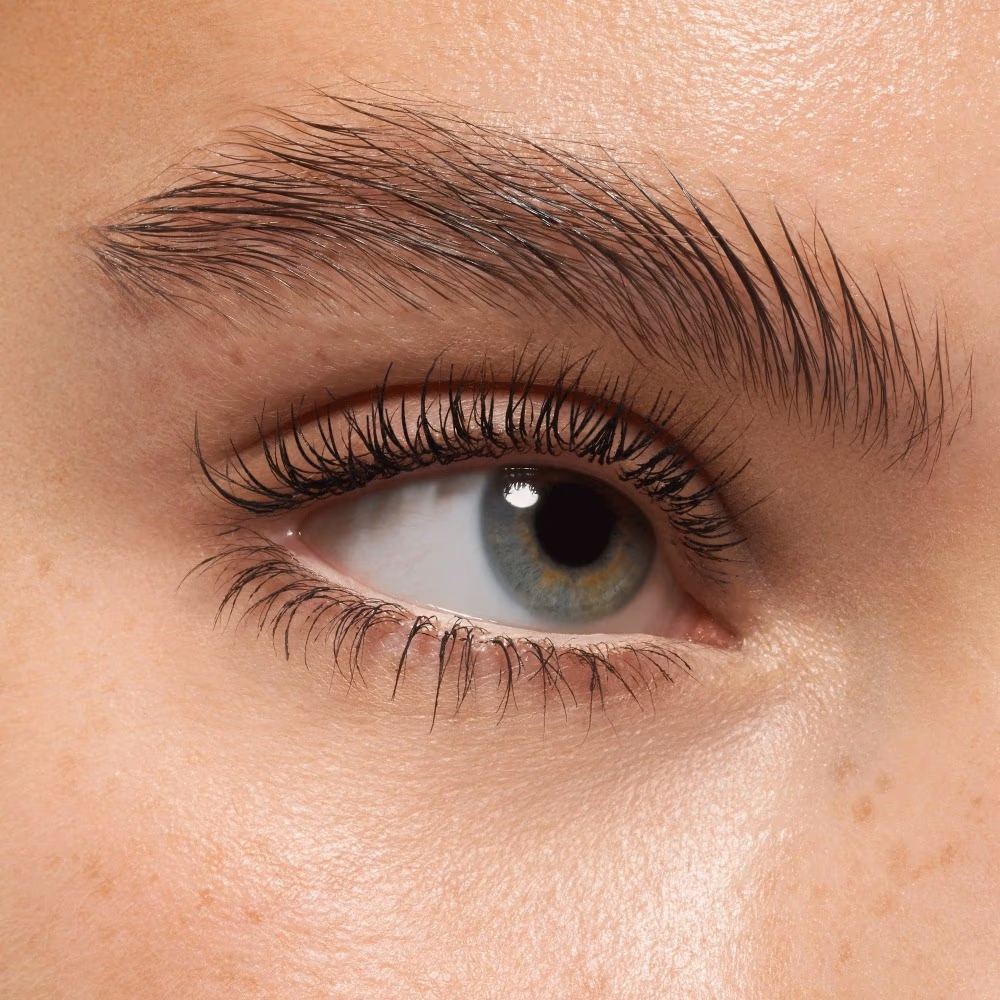 Essence Inner Eye Brightening Pen Everybody Shade – Nude Eyeliner for Wide Awake Look 4