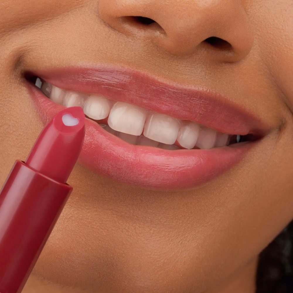 Essence Heart Core Fruity Lip Balm 05 Bold Blackberry – Nourishing Tinted Lip Balm with Fruity Scent 3