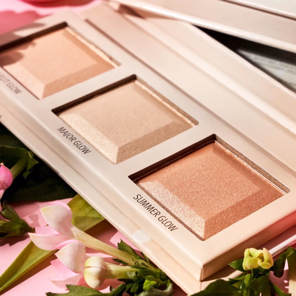 Essence Choose Your Glow Highlighter Palette 5