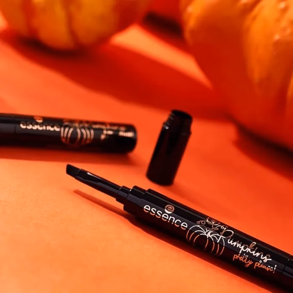 Essence Pumpkins Pretty Please! Creamy Shadow Eyeliner 01 3