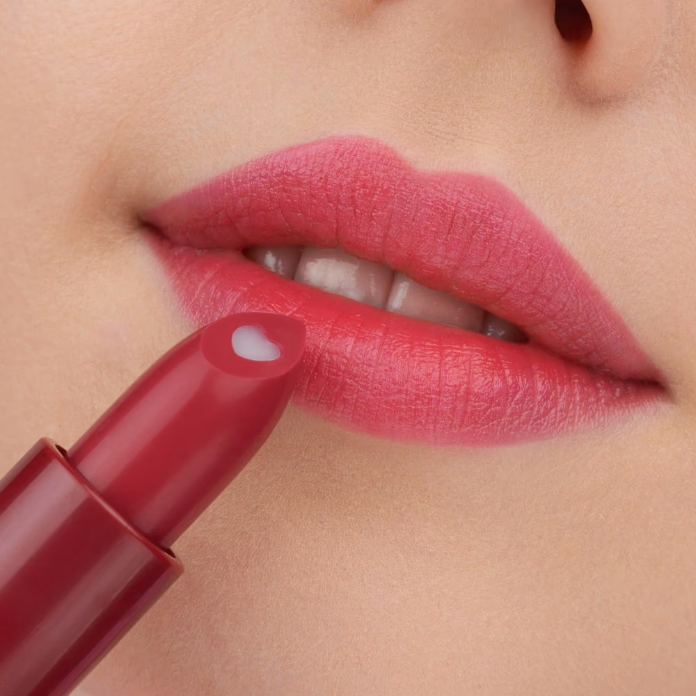 Essence Heart Core Fruity Lip Balm 05 Bold Blackberry – Nourishing Tinted Lip Balm with Fruity Scent 4