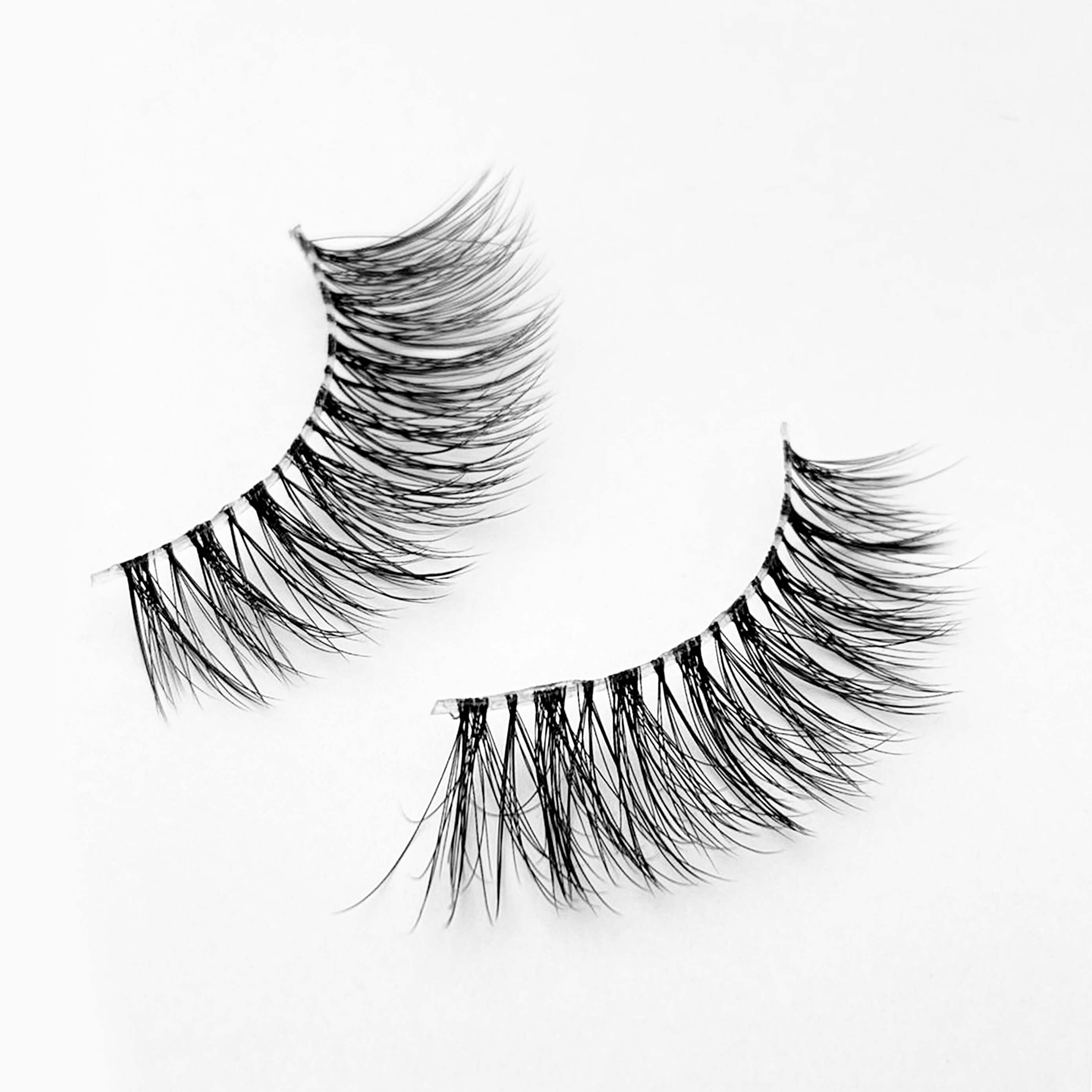 Pinky Goat Lashes Amy Natural Length and Curl 680 4