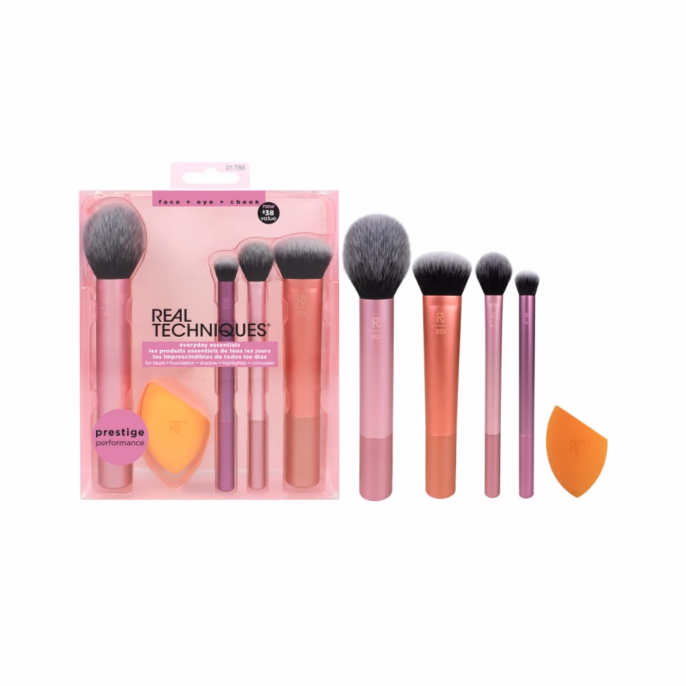 Real Techniques Everyday Essentials Brush Set  2